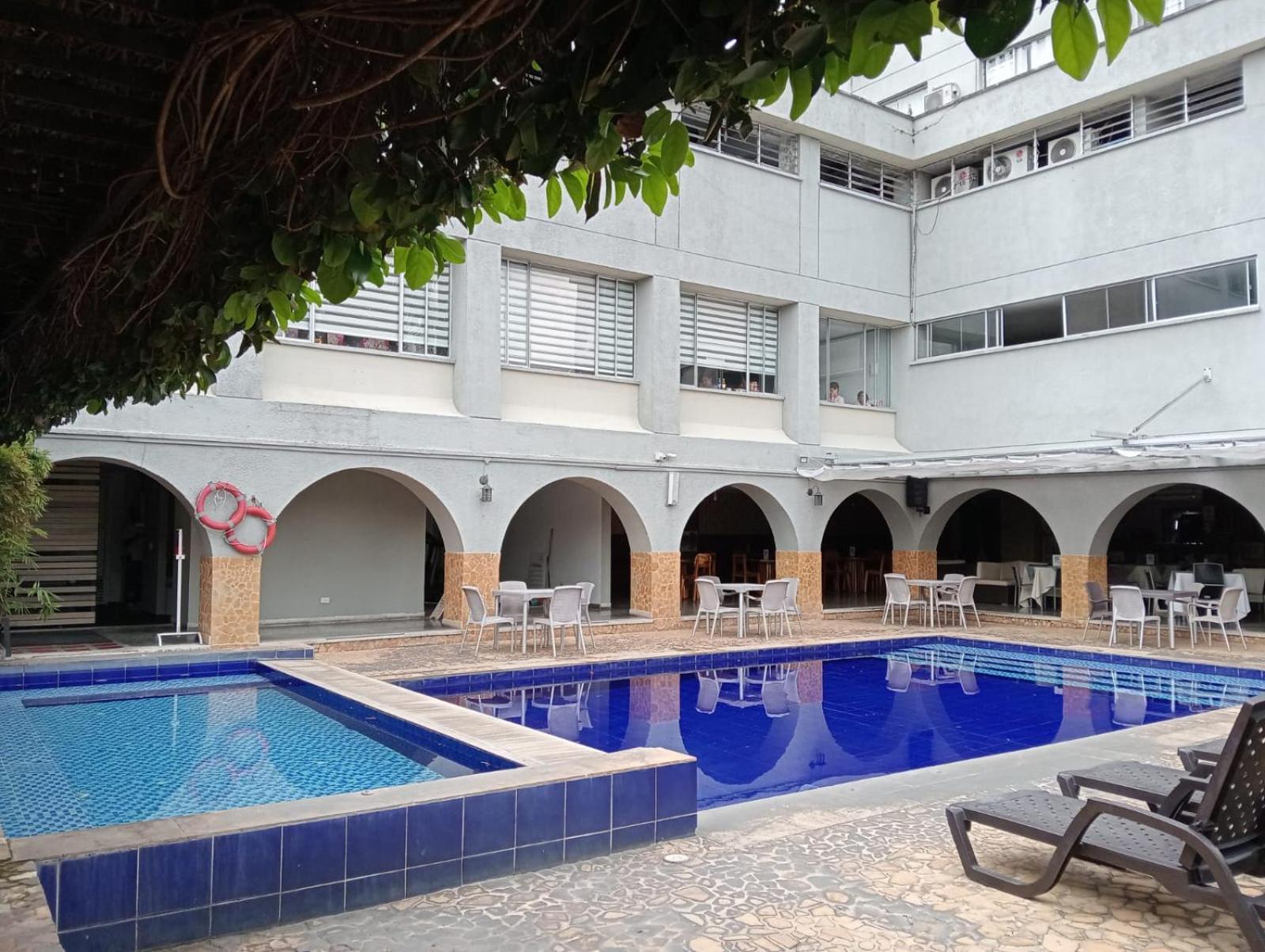 Hotel Don Gregorio Cartago Exteriör bild