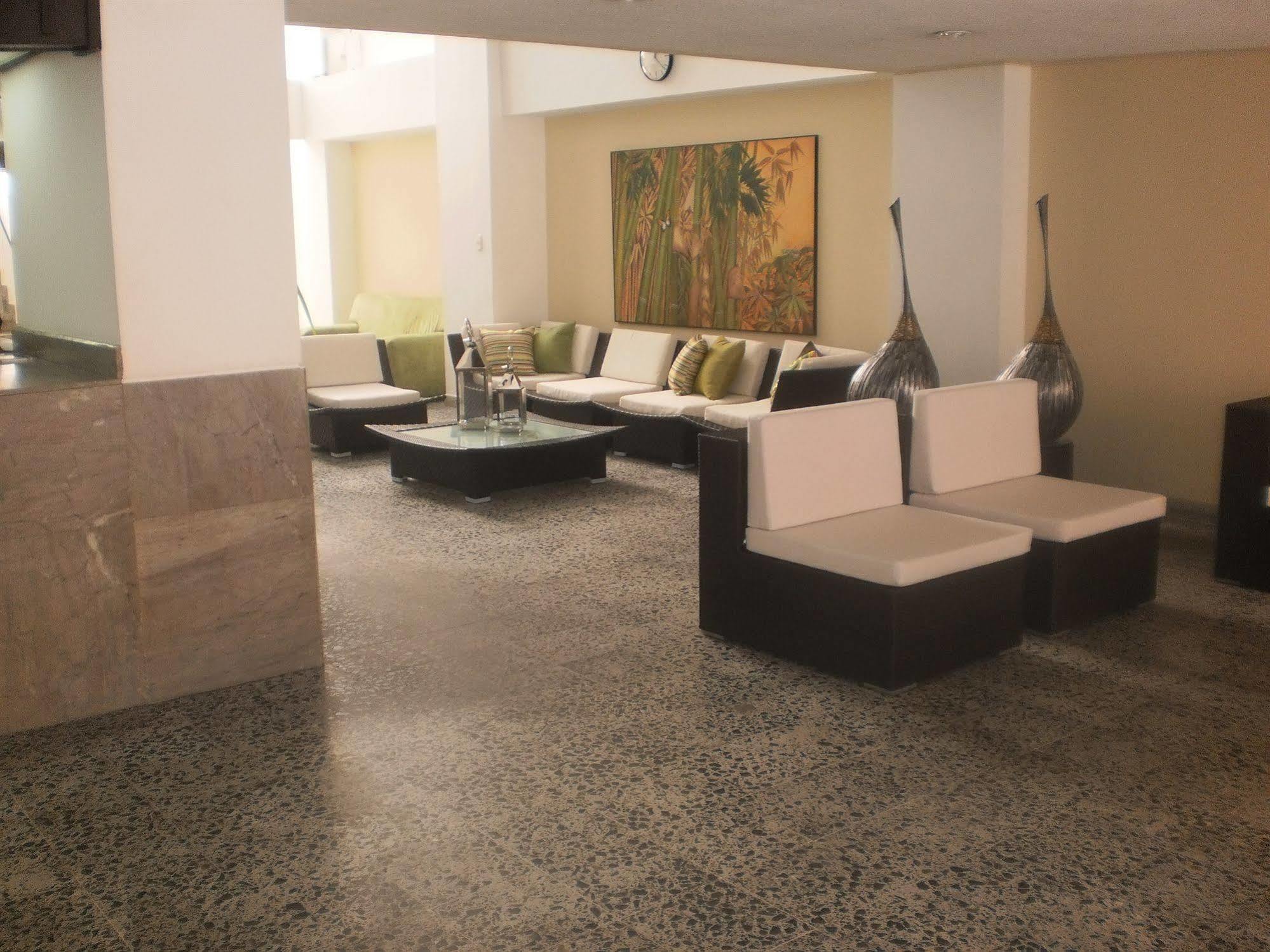 Hotel Don Gregorio Cartago Exteriör bild