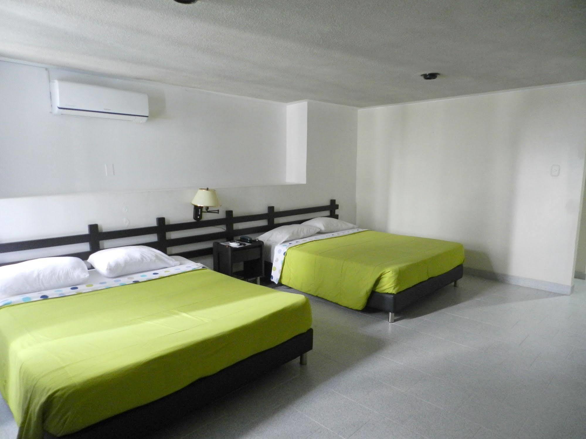 Hotel Don Gregorio Cartago Exteriör bild